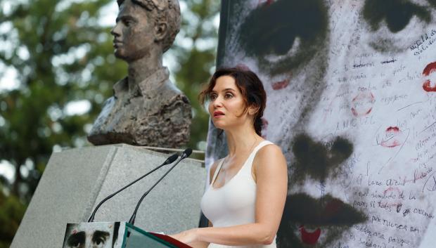 Ayuso en el homenaje a Miguel Ángel Blanco: «ETA sigue viva y tiene más peligro que nunca»