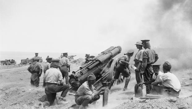 Pieza de artillería británica en Helles (Galípoli), junio de 1915