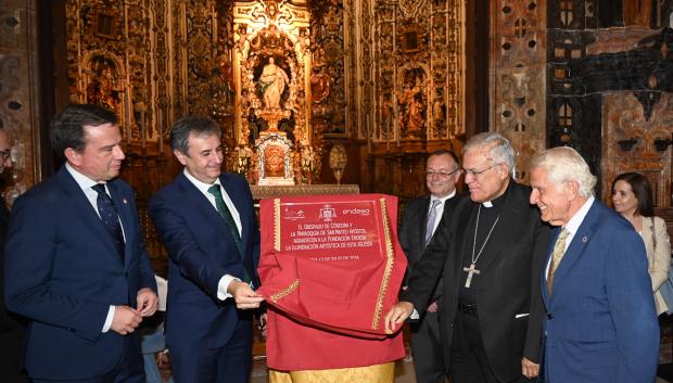 Inauguración de la nueva iluminación artística