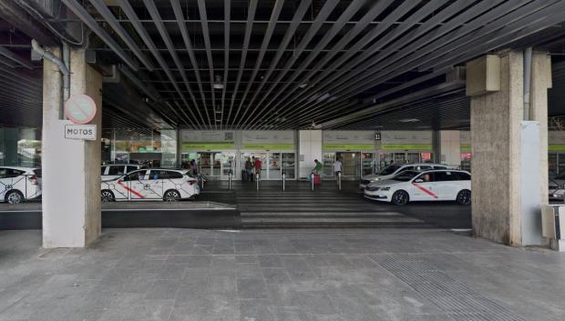 Primera parada, Terminal T1 del Adolfo Suárez-Madrid Barajas