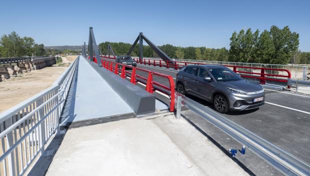 Inauguración de los puentes reconstruidos tras la DANA