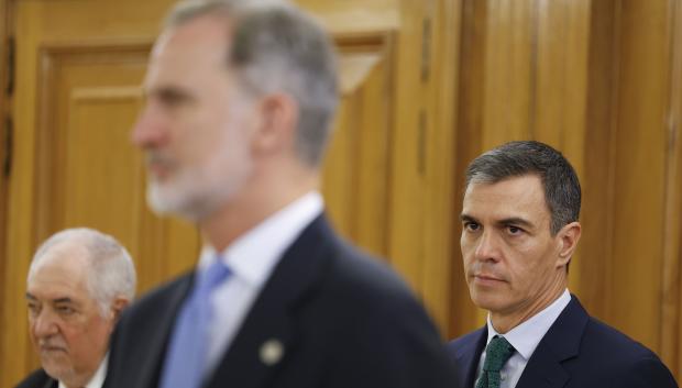 El Rey Felipe VI y Pedro Sánchez