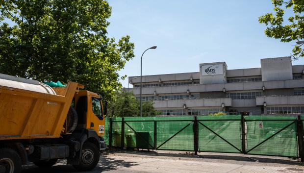 Instalaciones donde se está llevando a cabo la obra en el polígono de La Cantueña para instalar un centro de menas