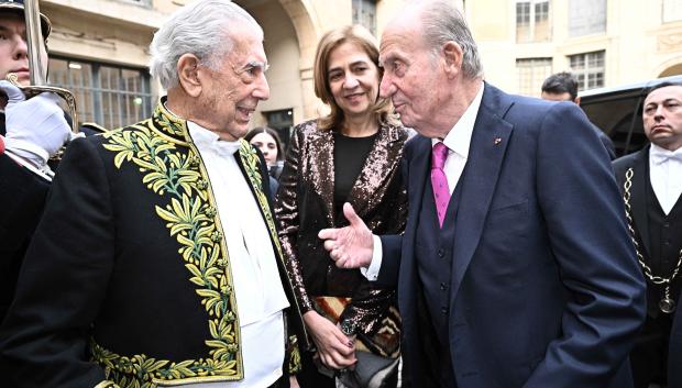 Writer Mario Vargas Llosa with Former King Juan Carlos and infanta Cristina de Borbon during his admission to the Académie Francaise (French Academy) as an 'Immortal' member, in Paris, France, on February 9, 2023.