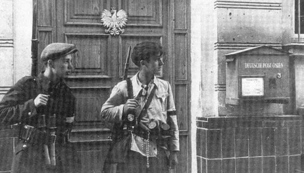 Soldados del Ejército Nacional durante la operación "Tormenta" en Lublin, julio de 1944