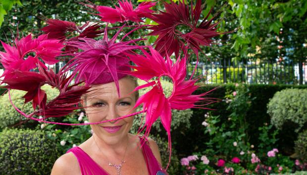 Una invitada en Ascot.