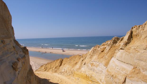 El lado salvaje de la playa de Mazagón es el lugar idóneo para reconectar con la naturaleza y disfrutar de la tranquilidad