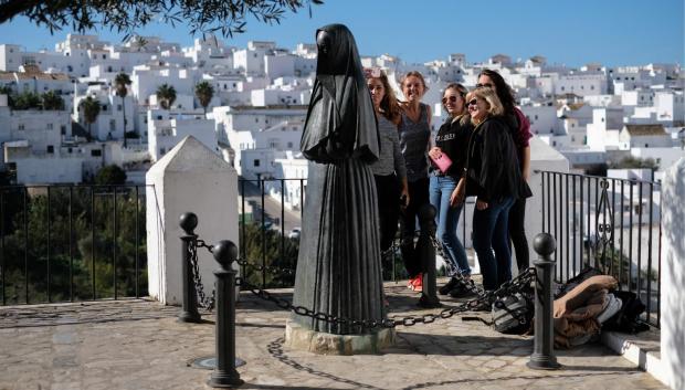 El traje tradicional quedó prohibido definitivamente en 1936