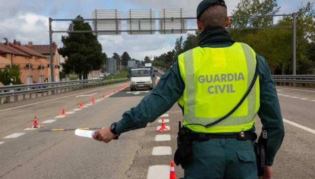 Los controles de la Guardia Civil van a ser muy habituales estos días