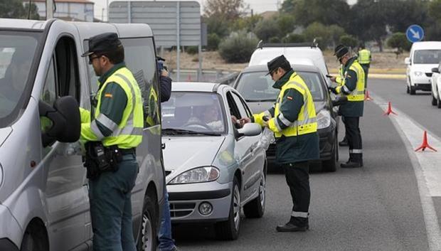 Control carretera Guardia Civil