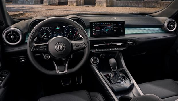 Interior de diseño muy Alfa en el que no faltan la tecnología