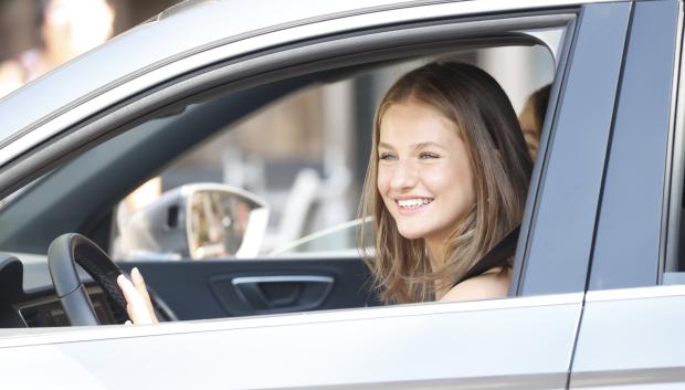 Princess Leonor de Borbon driving a car in Mallorca 06 August 2024