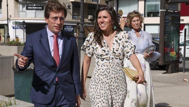 Politician Jose Luis Martinez Almeida and Teresa Urquijo during the wedding of Natalia Santos Yanes and Esteban Rivas Traba in Valencia on Saturday, 29 June 2024.