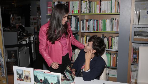 Spanish Queen Letizia and journalist Sonsoles Onega during " Las hijas de la criada " book promotion in Madrid - Nov 11, 2023