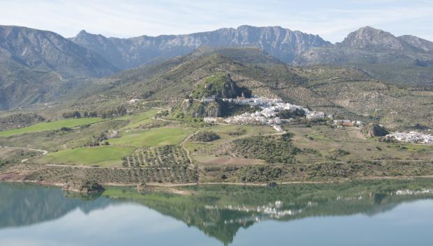 Zahara de la Sierra tiene una de las fortalezas más bellas de los pueblos blancos gaditanos