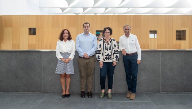 De izquierda a derecha, Melika Akkaraca, Javier Gil, Jaume Aurell y Sarali Gintsburg, promotores del seminario