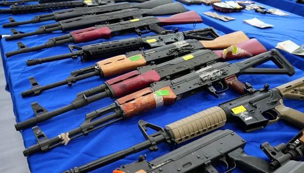 Según el ministro venezolano, en la operación fueron incautadas más de 400 armas «transportadas desde Estados Unidos»