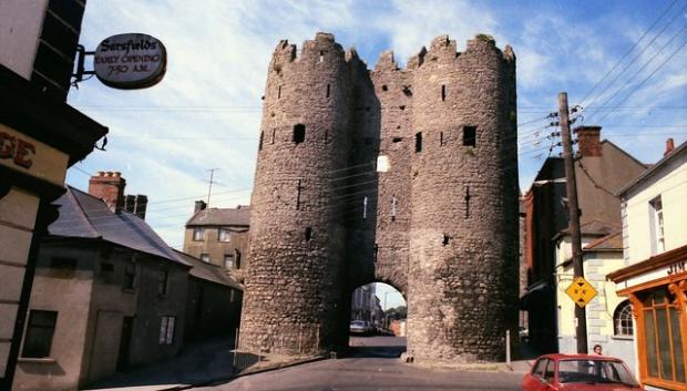 Puerta de San Lorenzo: la última de las diez puertas defensivas originales