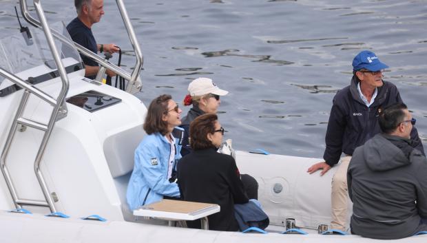 Infanta Elena de Borbon and author Laurence Debray in Sanxenxo 04 October 2024