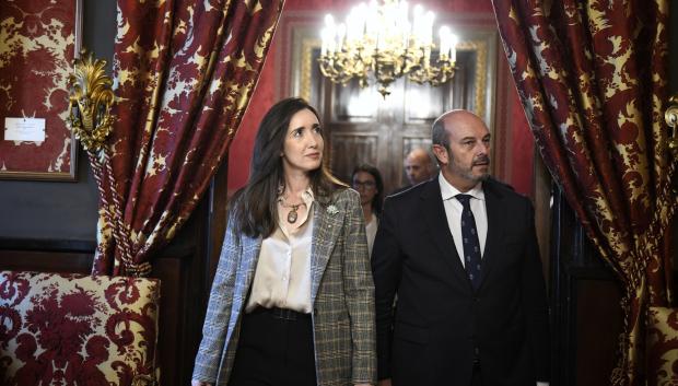 El presidente del Senado, Pedro Rollán, durante el recibimiento a la vicepresidente y presidenta del Senado Argentino, Victoria Villarruel, en el Senado
Fernando Sánchez / Europa Press
07 OCTUBRE 2024;ROLLÁN;ARGENTINA;VICEPRESIDENTA;VILLARUEL
07/10/2024