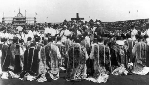 Un momento del Congreso Eucarístico de Barcelona en 1952