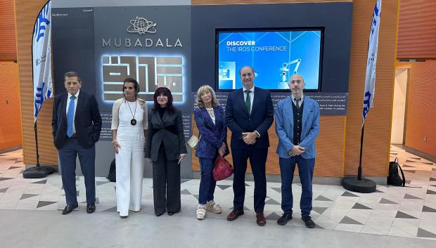 El consejero Digitalización, Miguel López, Valverde, ha mantenido varios encuentros en Abu Dhabi