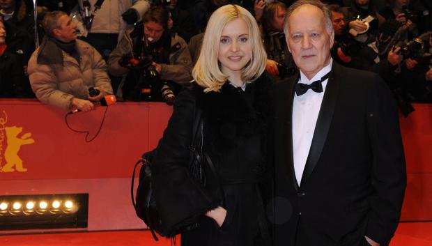 El director Werner Herzog, con su mujer Lena