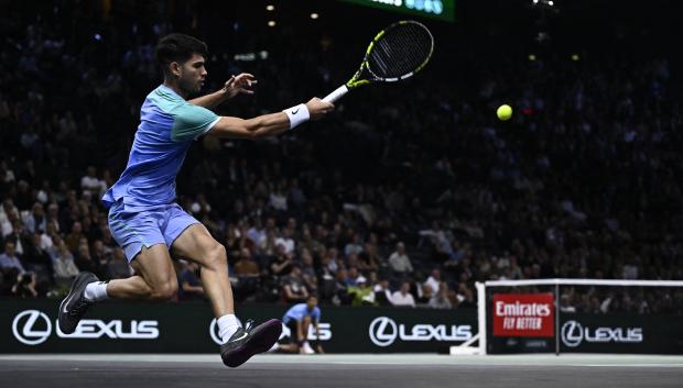 Carlos Alcaraz en el Masters 1000 de Paris