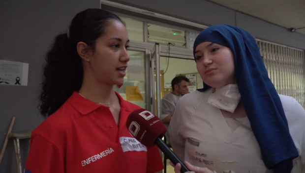 Saida y Sara dos enfermeras voluntarias en Alcosa