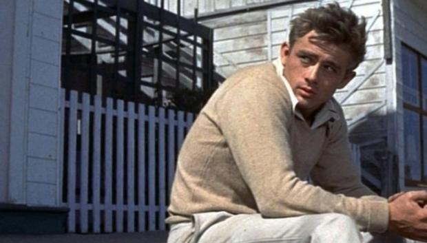 James Dean como Cal Trask en 'Al este del Edén'