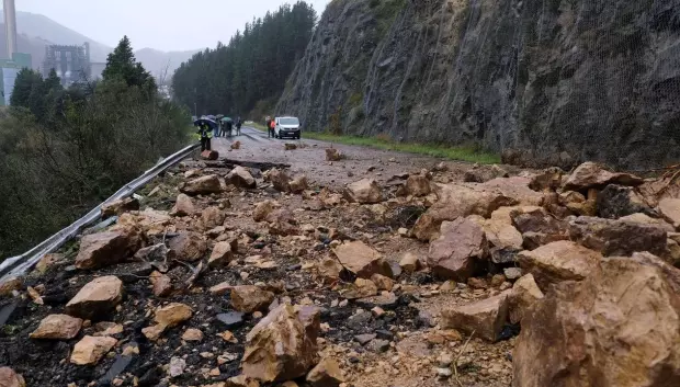 Cuando una ladera de una montaña se cae, es sencillamente imparable