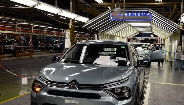 El automóvil afecta a toda España, instalaciones de la fábrica de Stellantis en Villaverde, Madrid