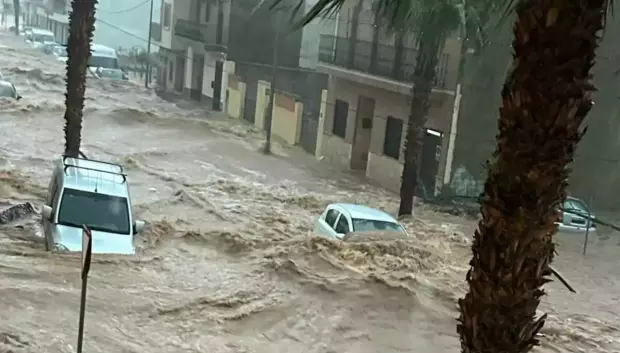 Siempre hay que abandonar los coches flotando