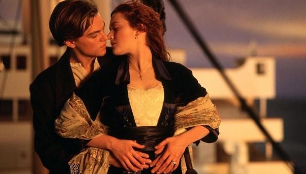 DiCaprio y Kate Winslet en Titanic