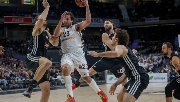 El base del Real Madrid Sergio Llull llegó a los 10.100 partidos con el Real Madrid