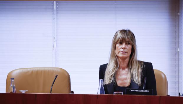 Begoña Gómez, esposa del presidente del gobierno Pedro Sánchez, en la comisión de investigación