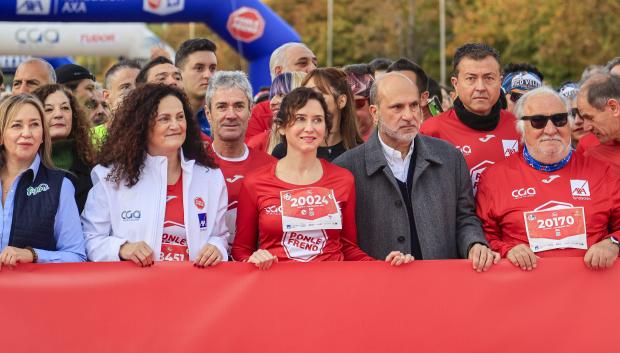 Ayuso ha apoyado de lleno la iniciativa solidaria Ponle Freno con su participación en la carrera de este domingo