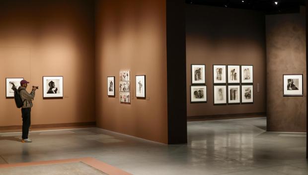 Exposición en La Coruña sobre el trabajo de Irving Penn