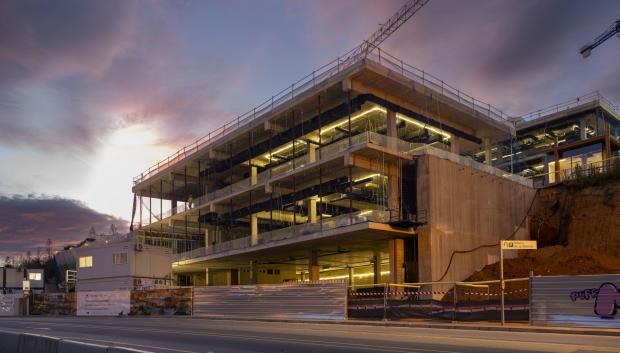 Uno de los edificios en construcción