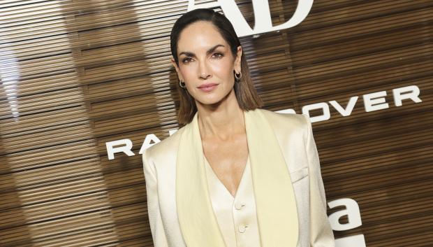 Model Eugenia Silva  at photocall for 17 edition of the publication "AD" (Architectural Digest) Awards of in Madrid on Thursday, 28 November 2024.