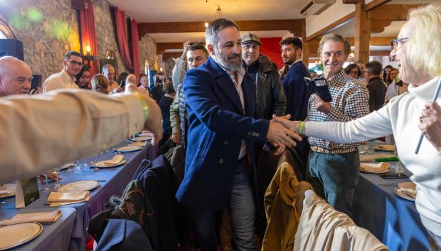 El presidente de Vox, Santiago Abascal, preside una comida con afiliados y simpatizantes en Toledo