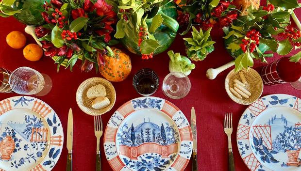 mesa navidad con toque de naranja