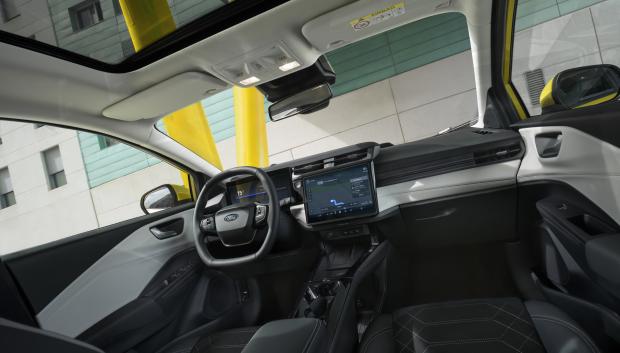 Interior del Ford Puma Gen-E