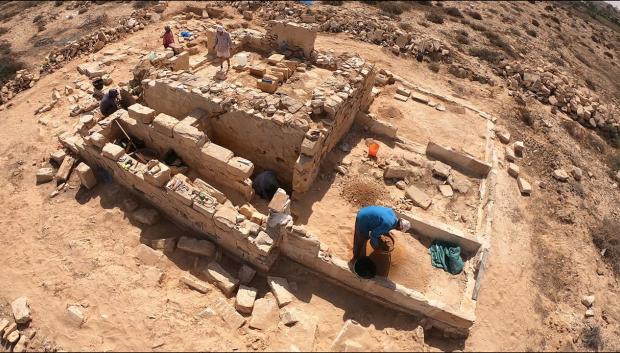 Restos de una de las estructuras del siglo I-II d.C. descubiertas en Darayza