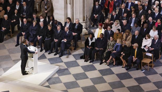 El presidente de Francia, Emmanuel Macron, durante su discurso en la ceremonia de reapertura de la catedral de Notre Dame