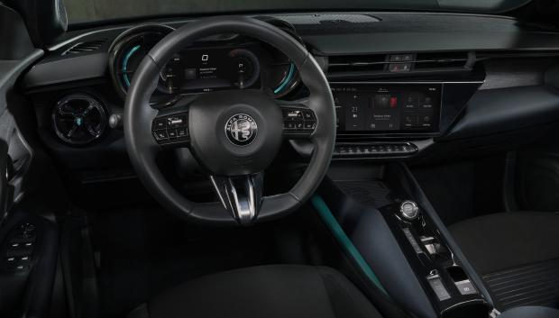 Un interior Alfa por diseño y Stellantis por calidad