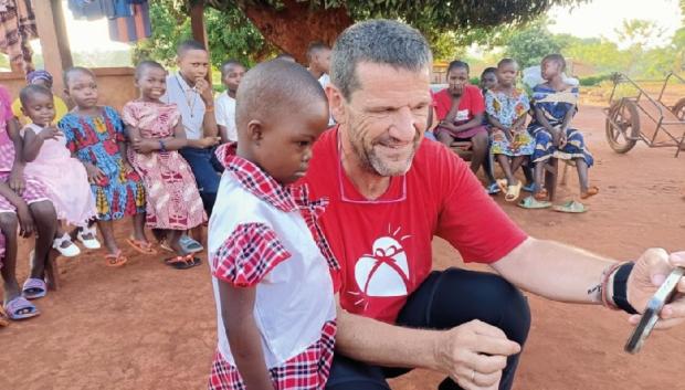 El voluntario Alfredo Laguna