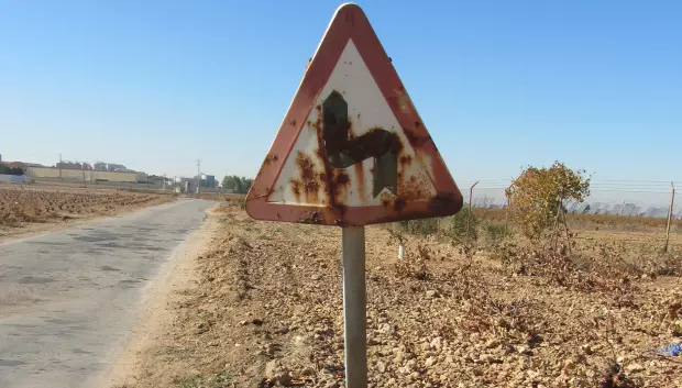 El estado de muchas carreteras y señales es precario