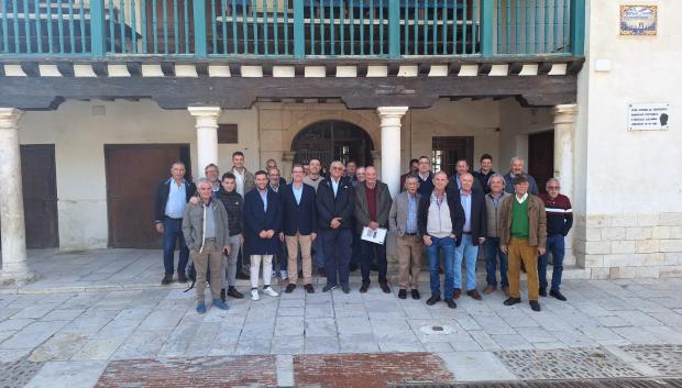 La Mesa Nacional del Ajo celebró su asamblea en Chinchón (Madrid)