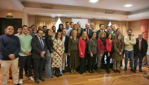 Cañizares y Chamorro en el encuentro con los medios de comunicación